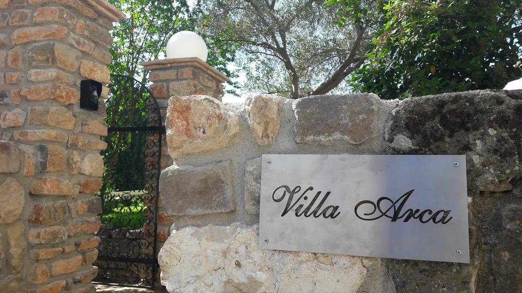 Villa Arca Les Arcs-sur-Argens Екстериор снимка